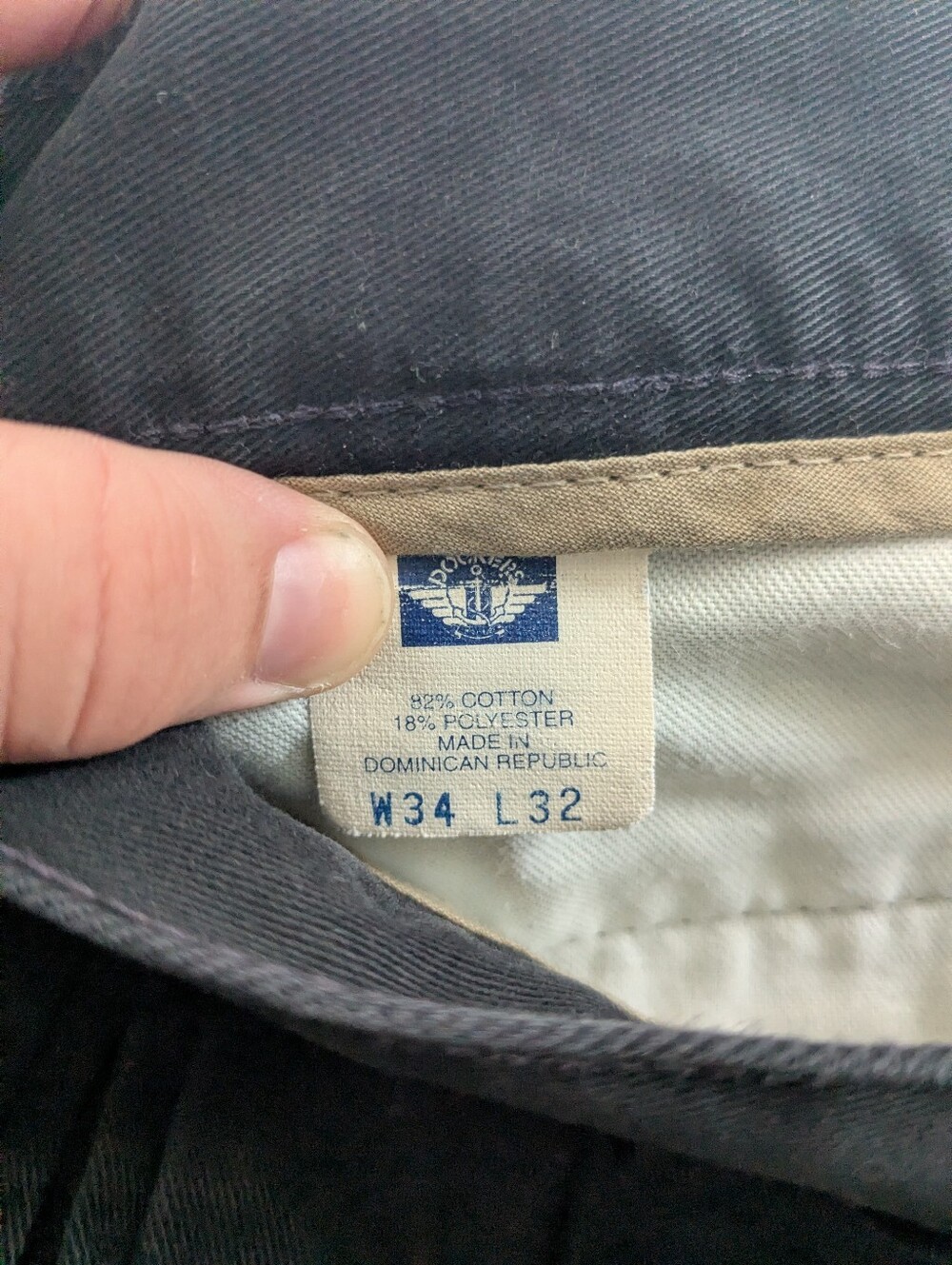 Dockers Pleated Chinos - Classic Tailored Look - Picture 5 of 5